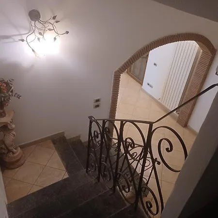 Feriehus La Favola A Rovescio *
